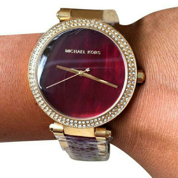 Brand new Michael Kors Choronograph ladies watch - Picture 6 of 6